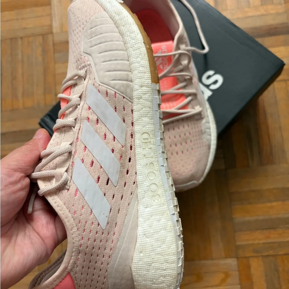 adidas 95% new